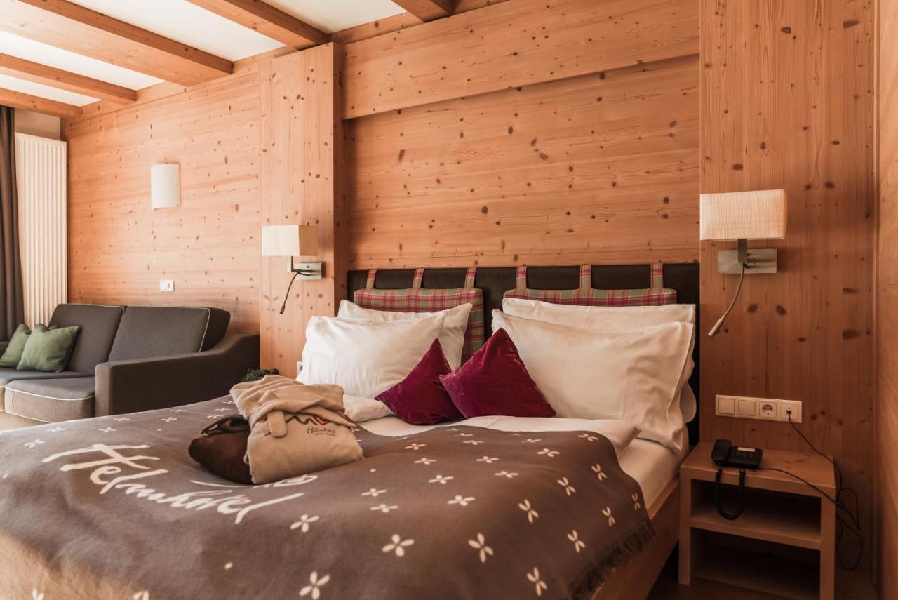 Helmhotel Innichen Buitenkant foto