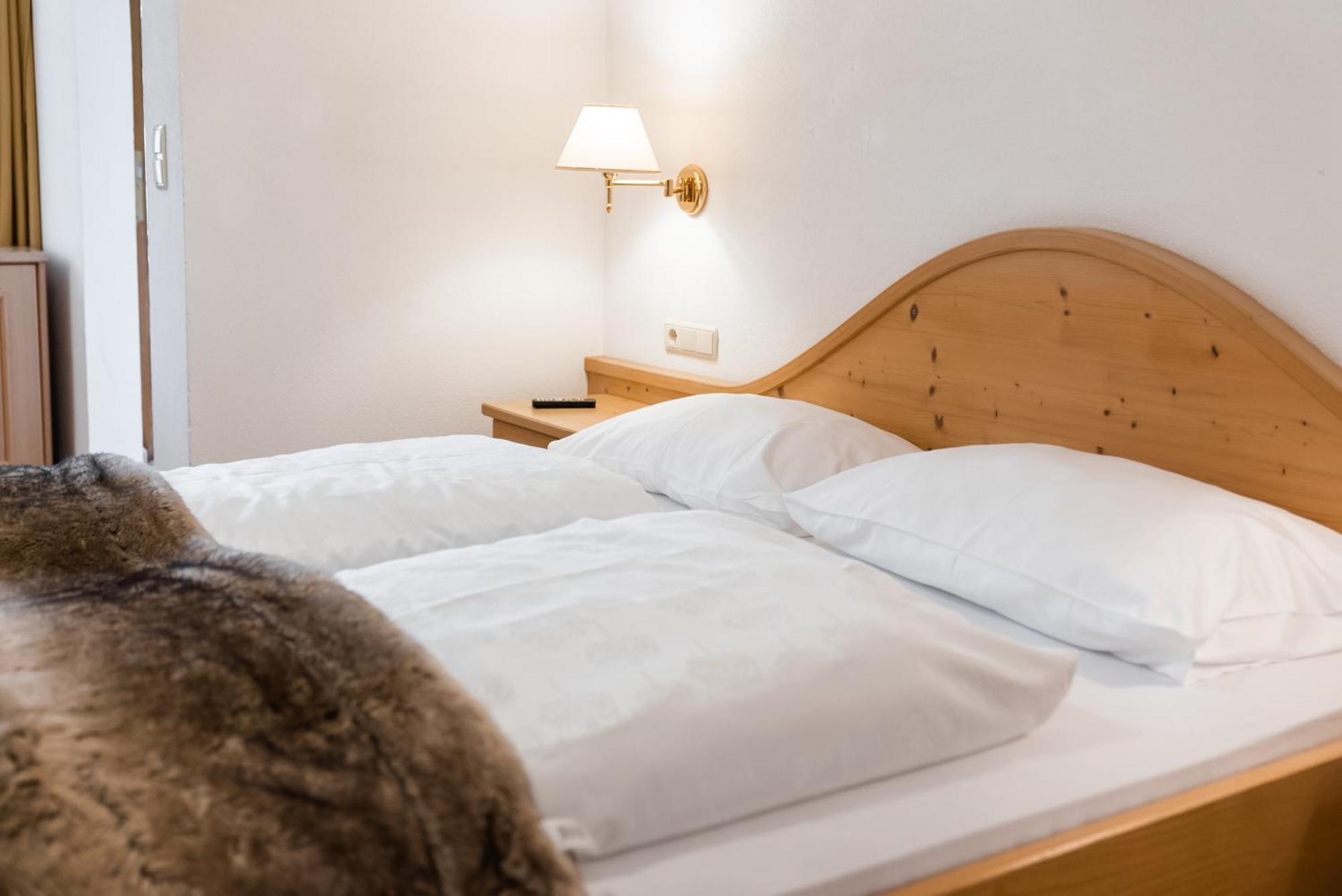 Helmhotel Innichen Kamer foto