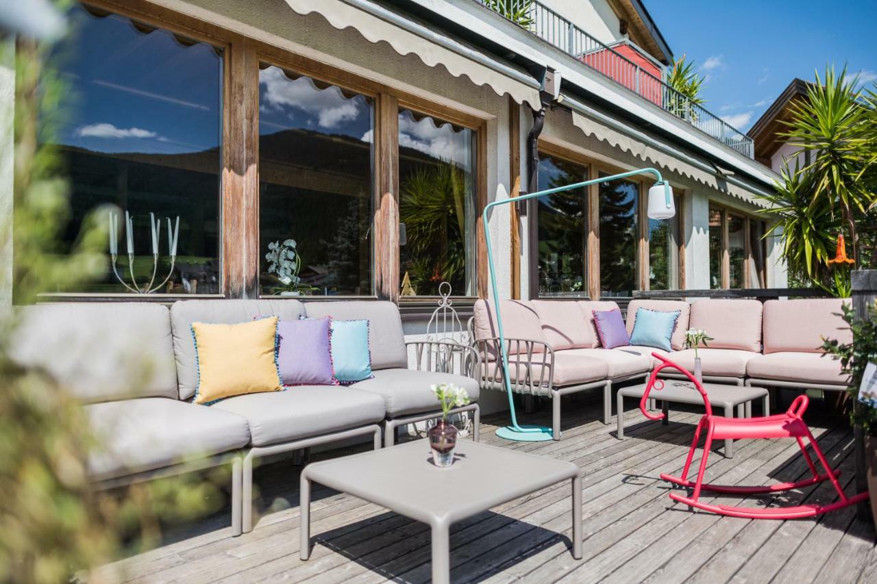 Helmhotel Innichen Buitenkant foto